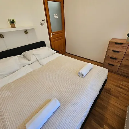 Daire Zoli Apartmanok-maya Kölcsey 34-36 Hajdúszoboszló
