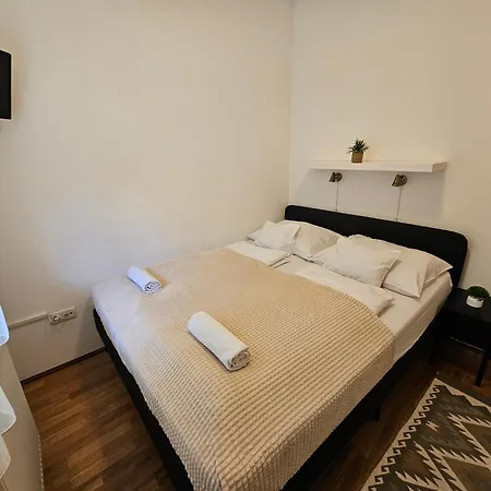 Daire Zoli Apartmanok-maya Kölcsey 34-36 Hajdúszoboszló