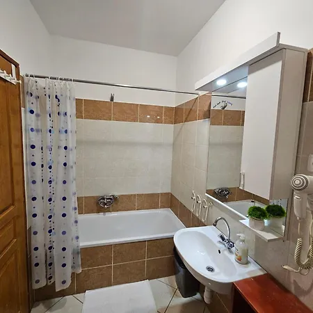 Zoli Apartmanok-maya Koelcsey 34-36 Appartement Hajdúszoboszló