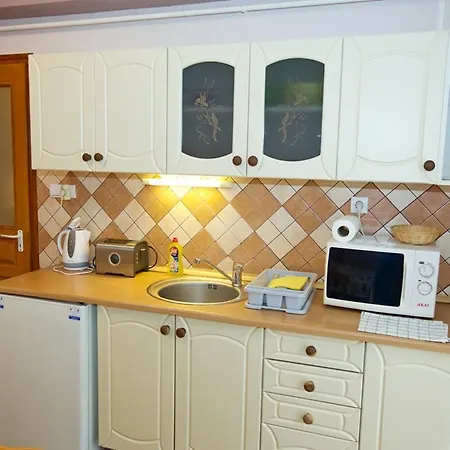 شقة Zoli Apartmanok-maya Koelcsey 34-36 *