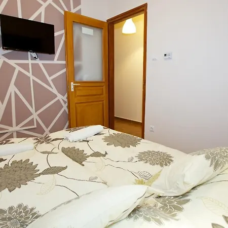 Zoli Apartmanok-maya Koelcsey 34-36 Apartamento Hajdúszoboszló