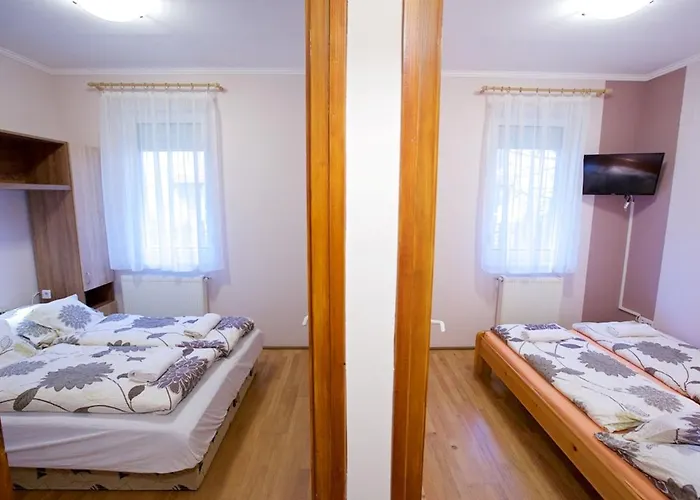 Lägenhet Zoli Apartmanok-maya Koelcsey 34-36 Hajdúszoboszló